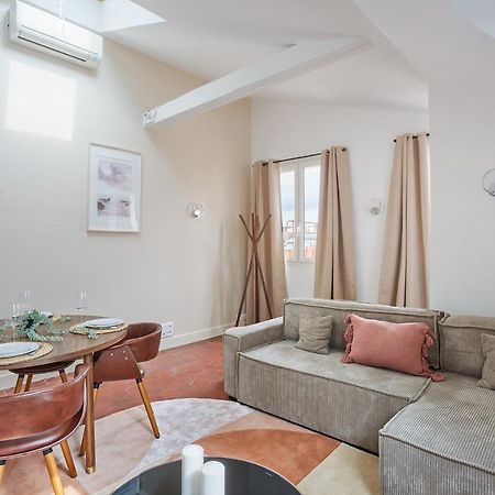Apartement Montaigne George V By Studio Prestige Paris Luaran gambar