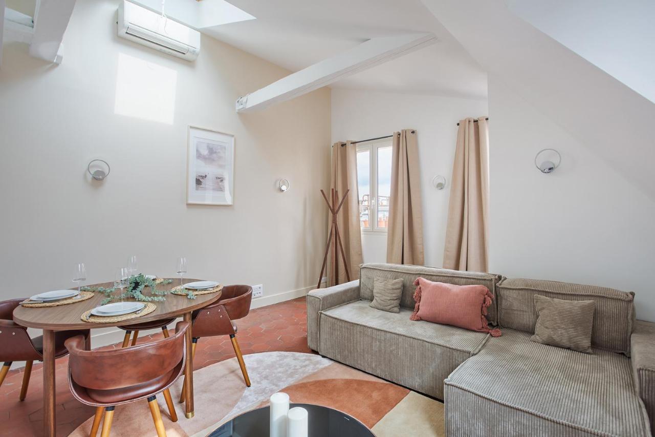 Apartement Montaigne George V By Studio Prestige Paris Luaran gambar
